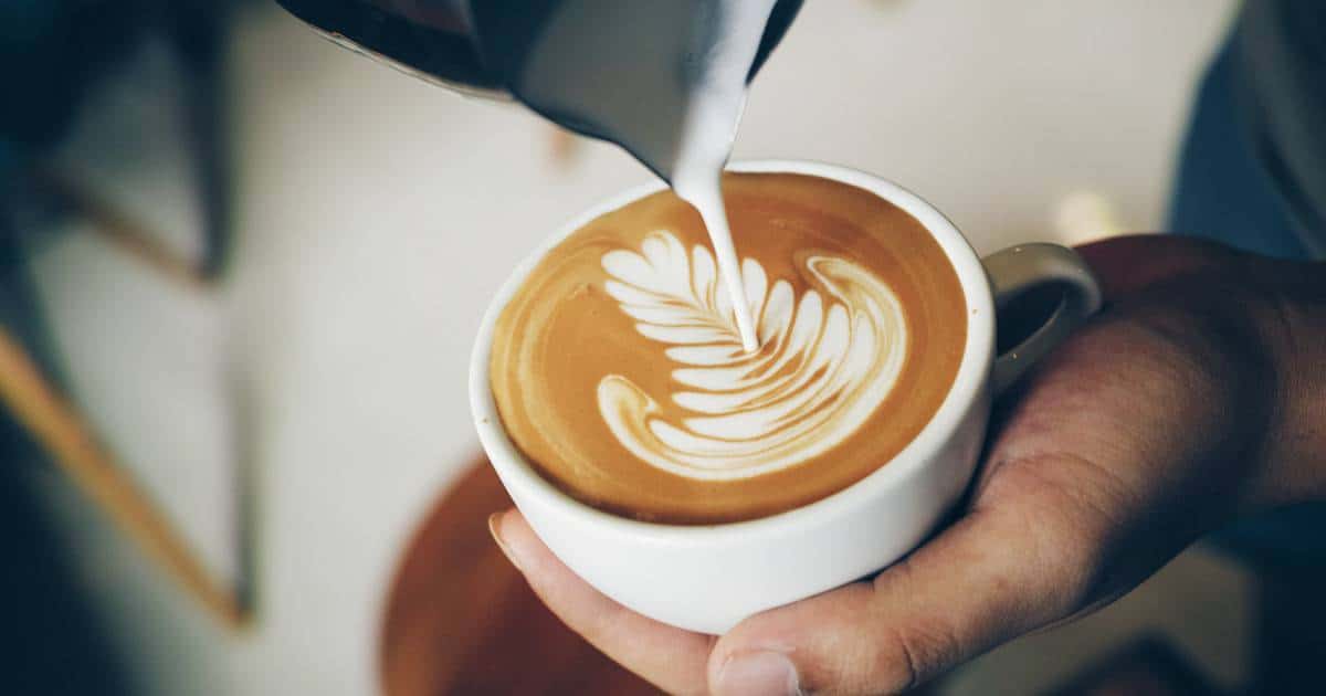 free pour latte art